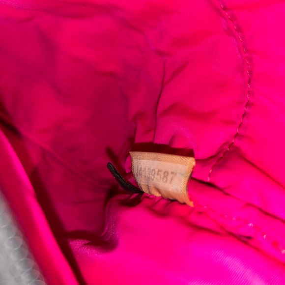 Low Start 🌸Dooney & Bourke Nylon Crossbody Bag - Picture 7 of 9